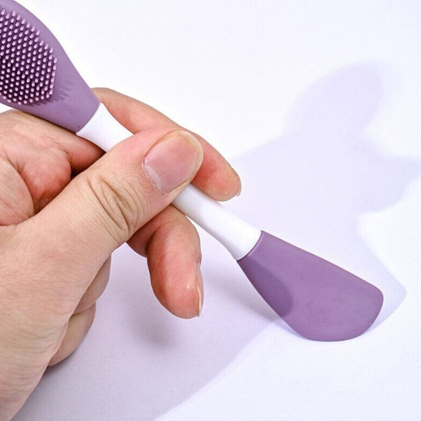 Double-Headed Silicone Mask Brush ? Facial Cleansing & Mask Application Tool (1 Pc)
