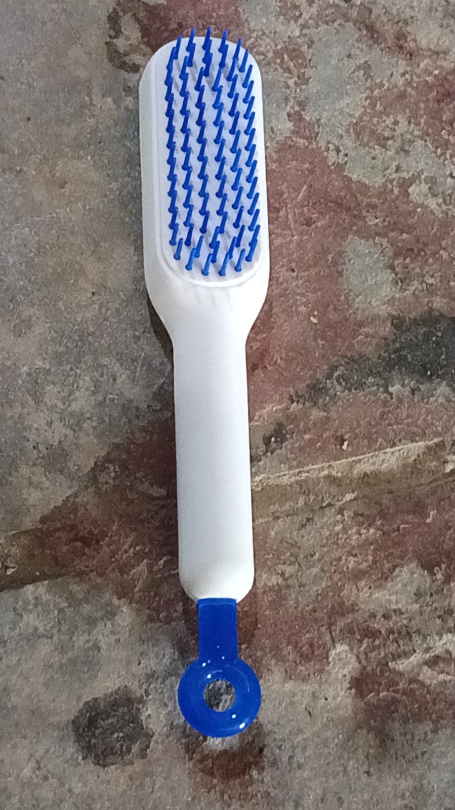 Self-Cleaning Hairbrush ? Anti-Static, Detangling, Rotating Massage Comb, Hair accessories