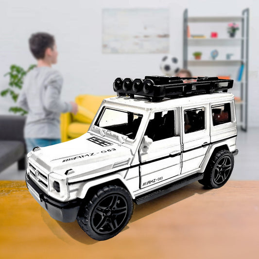 Alloy Metal Pull Back Die-cast Car, Jeep Model Car Off Road Die cast Metal Pullback Toy car with Doors Open Boys Gifts Toys for Kids Age 3 Years (Pack of 1)