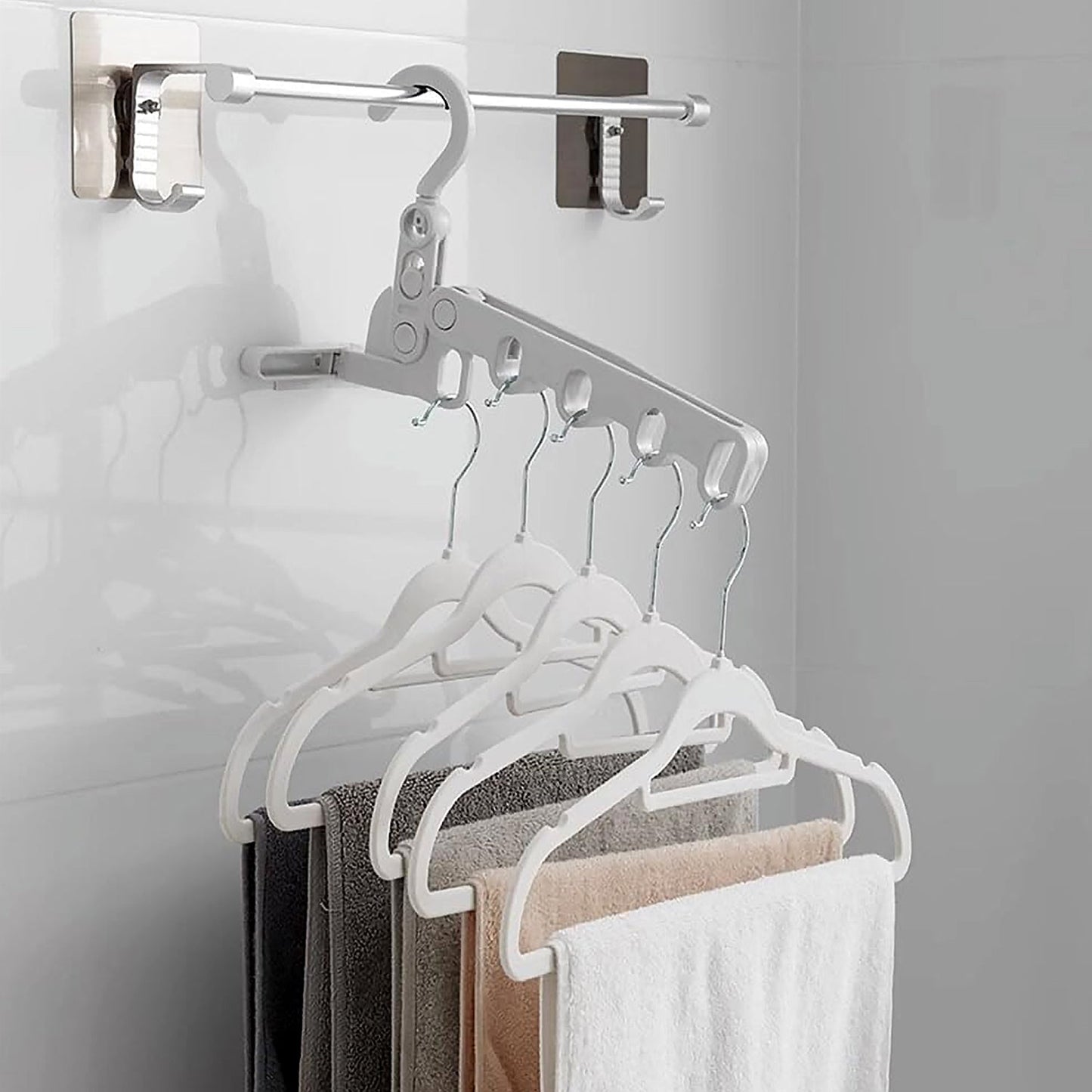 5-Hole Foldable Clothes Hanger ? Robust, Space-Saving Travel Rack
