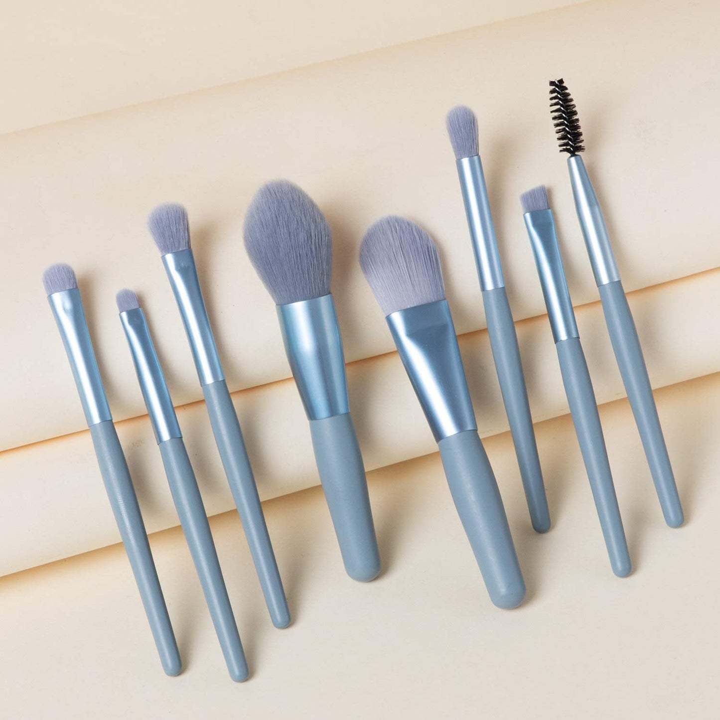 8-Piece Mini Makeup Brush Kit ? Portable Premium Synthetic Set with Case (Mix Colors)