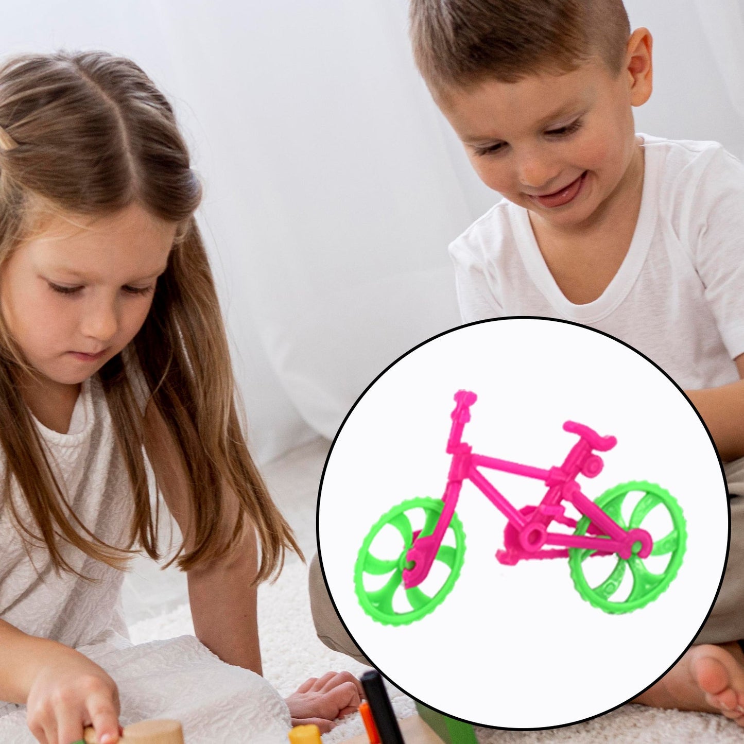 30 small toy bikes for children?s fun and creativity