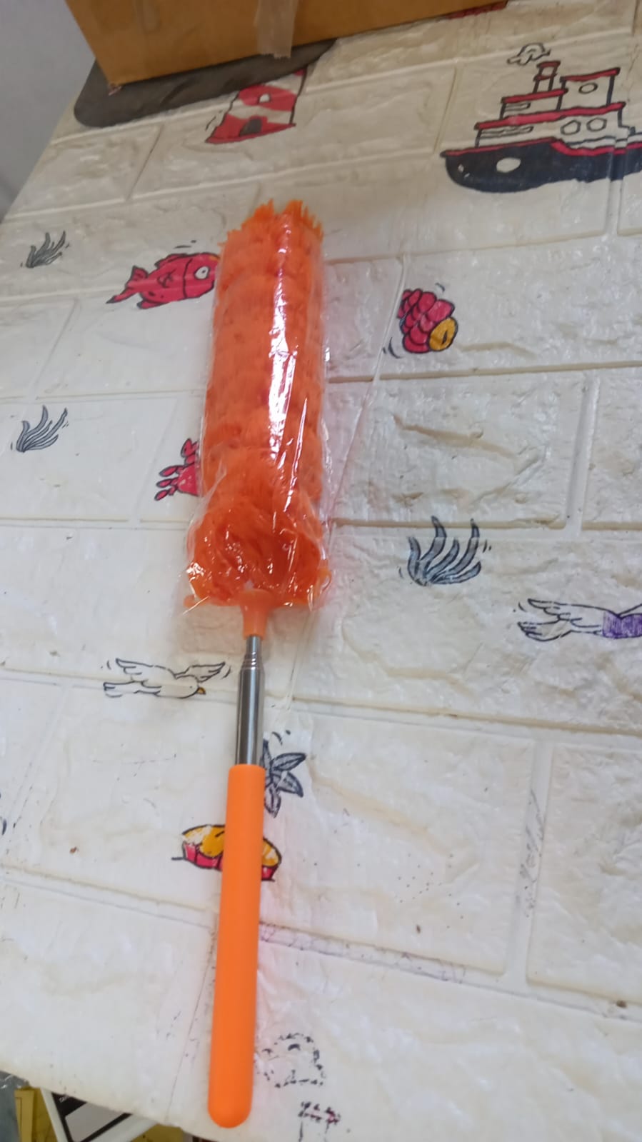 Adjustable Extendable Microfiber Duster ? Washable Cleaning Tool