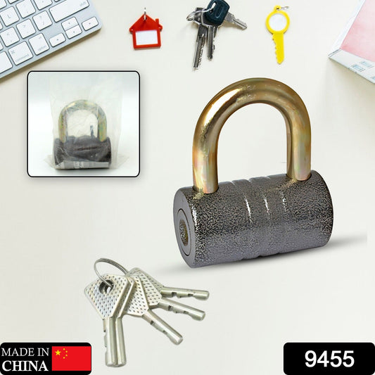 Heavy-Duty Iron Padlock ? 82mm Black Spray Lock with Brass Core & 5 Keys, Waterproof & Anti-Theft
