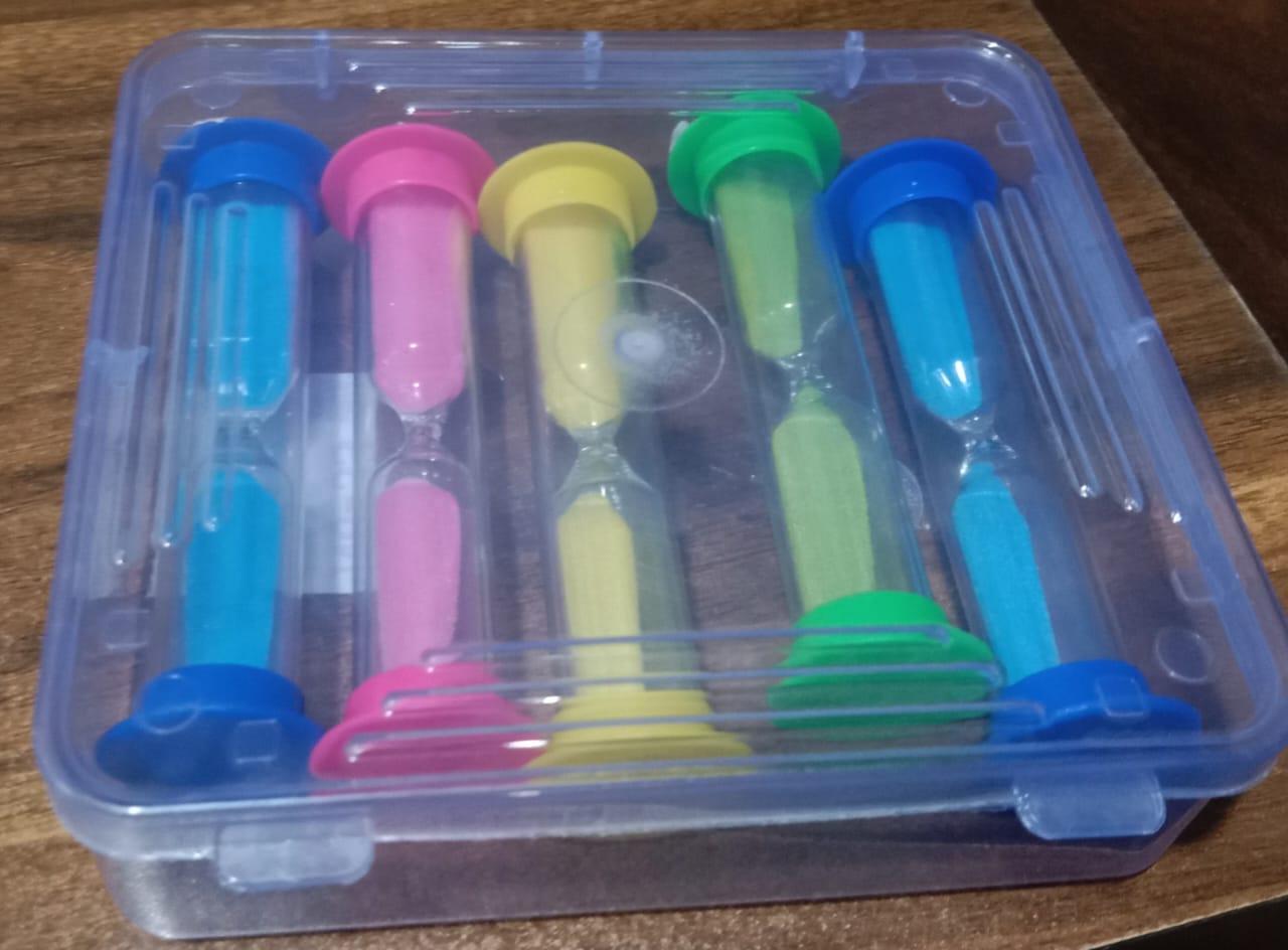 Plastic Hourglass Sand Timer Set ? 3-Min Sand Clock for Kitchen, Office, School & Kids (5 Pc)